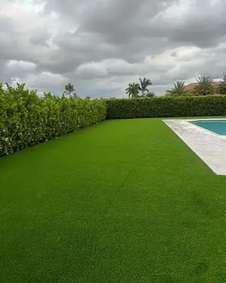Artificial turf installation for landscaping, a putting green or pet area — project 14