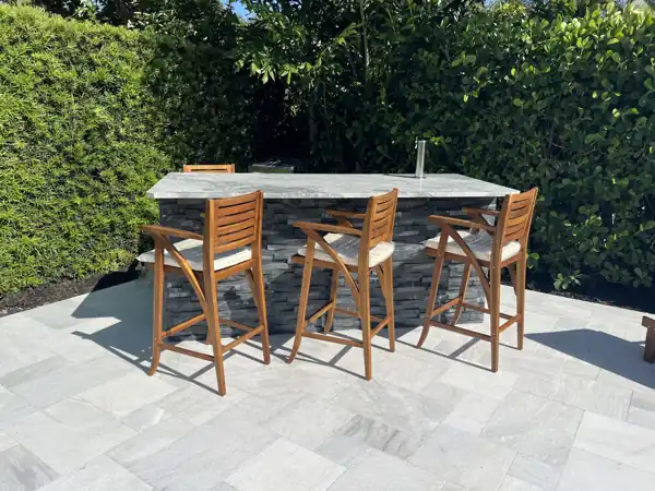 Custom outdoor kitchen and bar, project 4