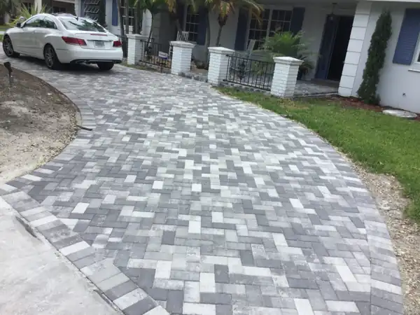 Paver driveway installation, project 28